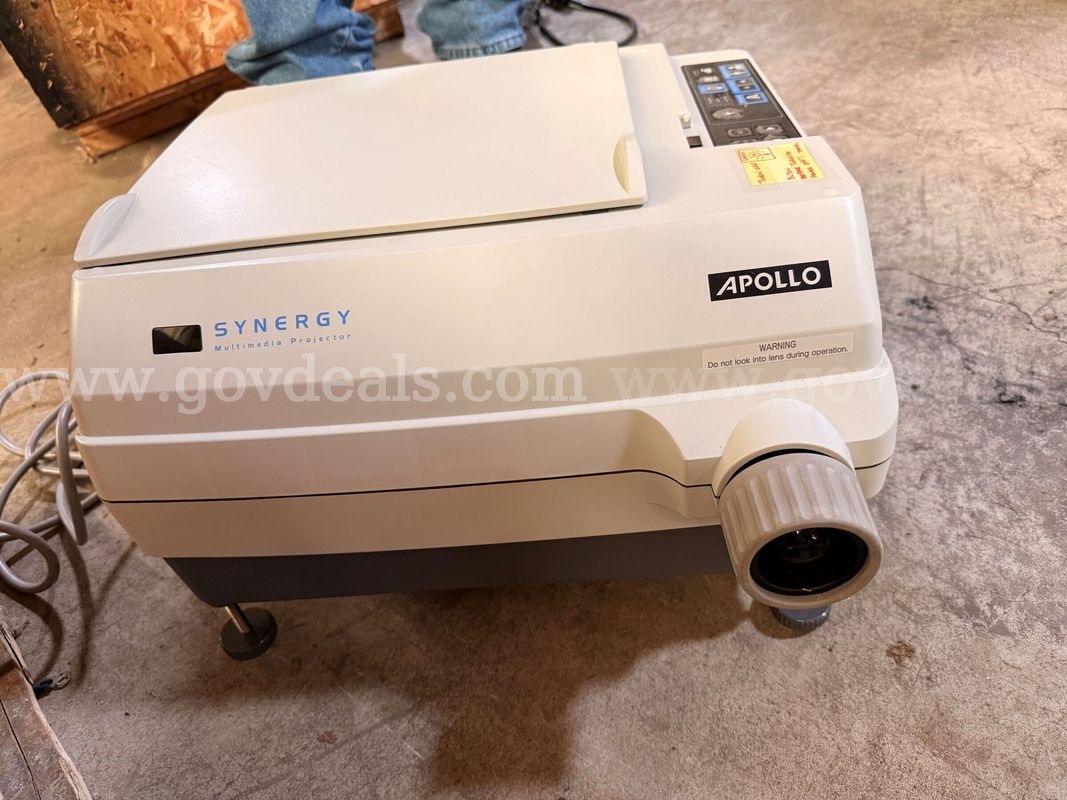 Appollo Multimedia Projector