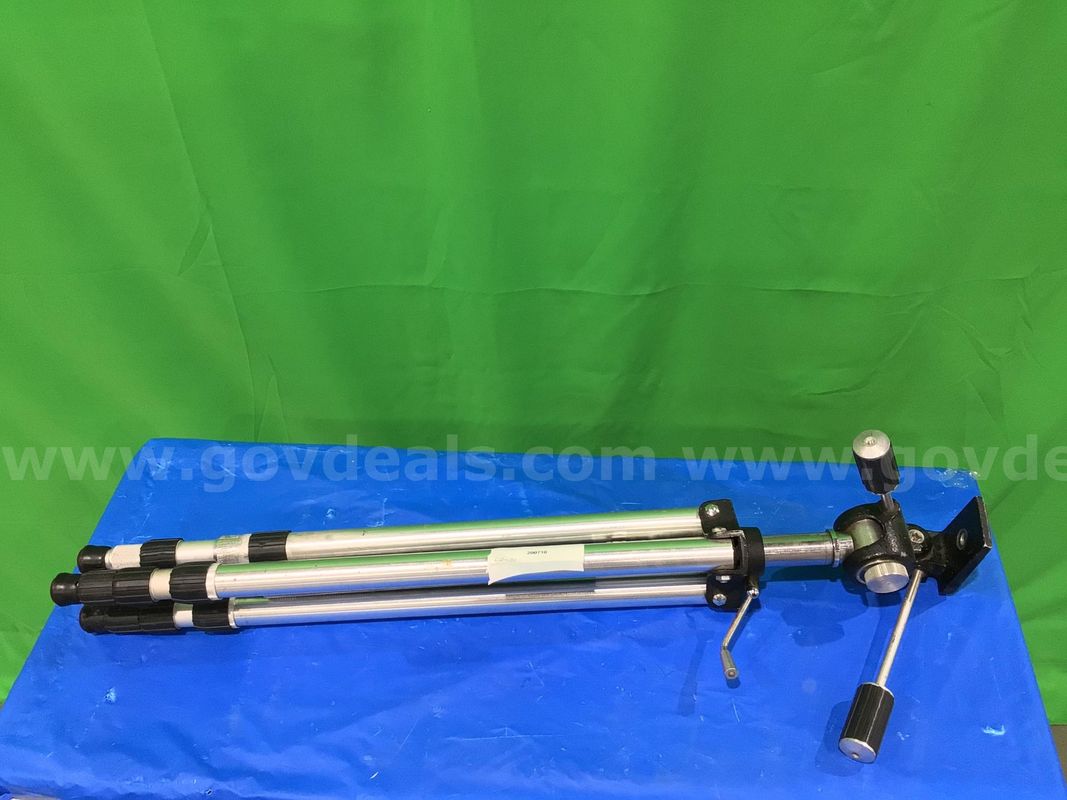 Tri-Pod Stand