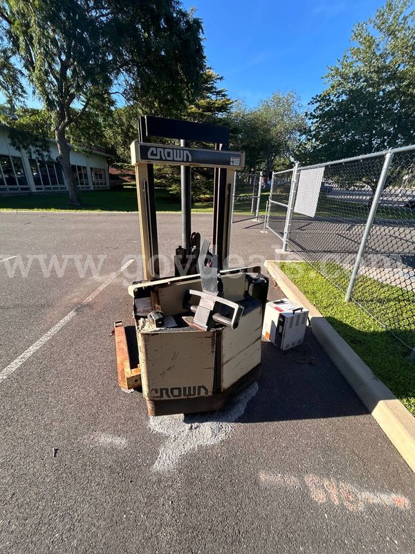 Crown Electric Forklift