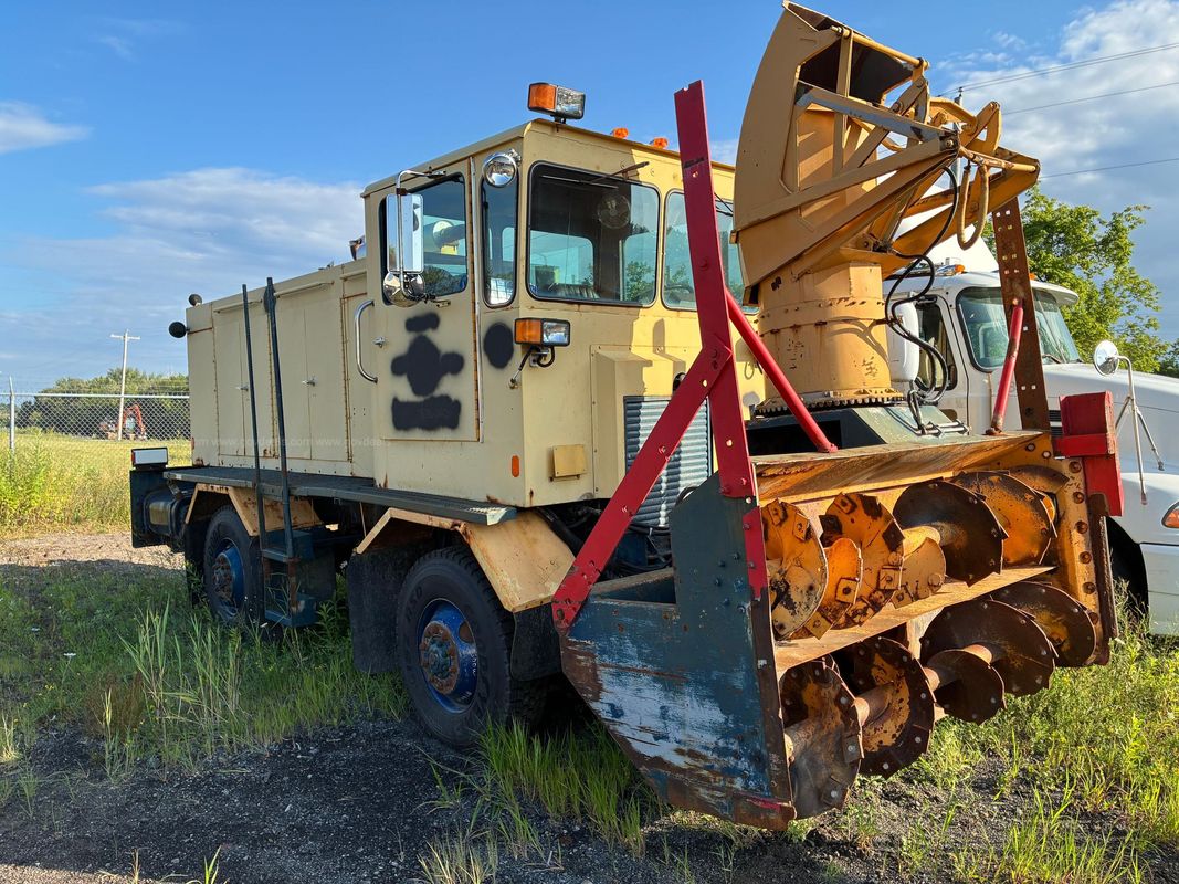 1987 Sicard Snowblast 5250 Industrial Snow Blower Truck with Dual Auger System