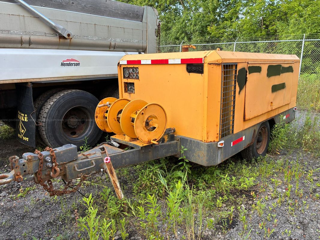 1985 Ingersol Rand P375WD Air Compressor