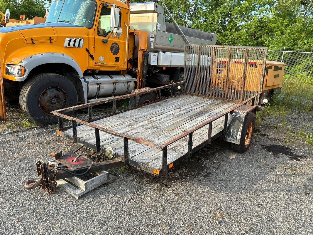 1996 Bigger Hami Single Axle Utility Trailer with Wood Deck and Mesh Ramp
