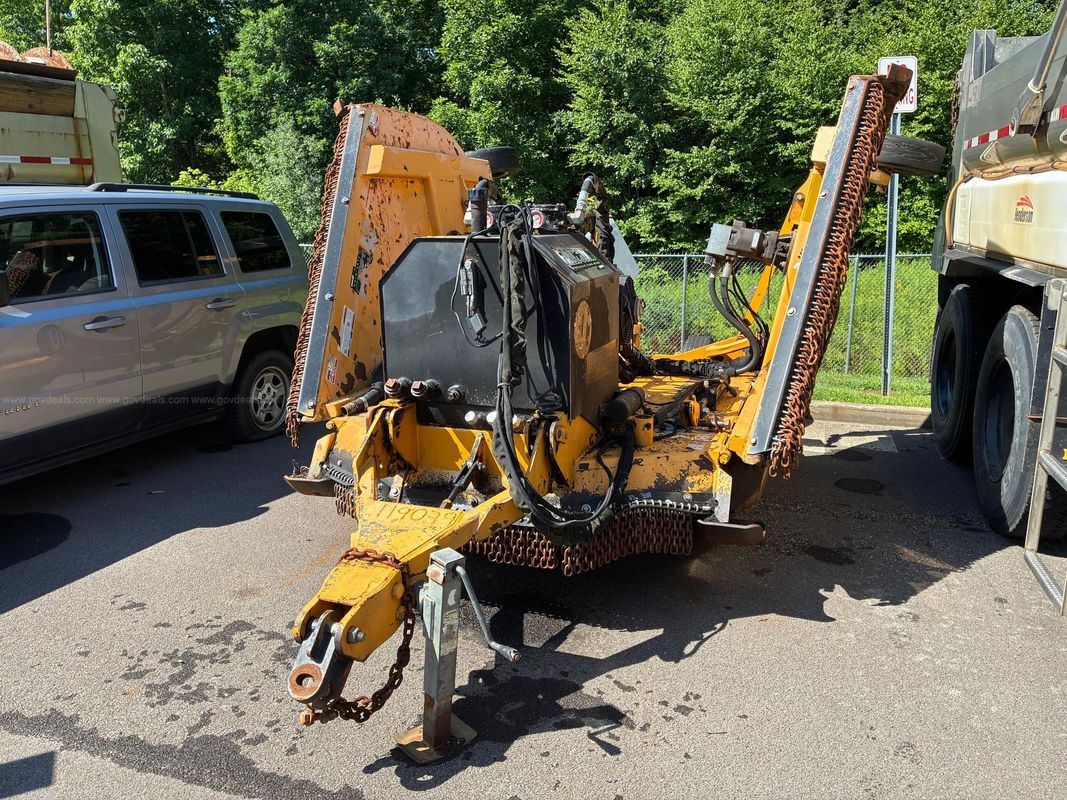 Alamo Industrial Falcon 15 Hydraulic Flex-Wing Rotary Mower