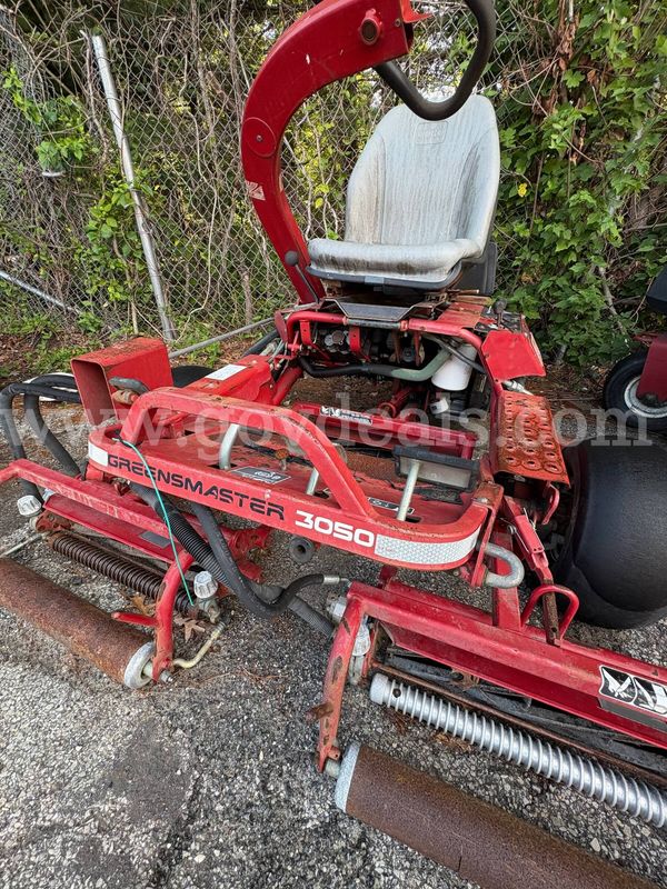 2001 Toro 3050 Riding Mower