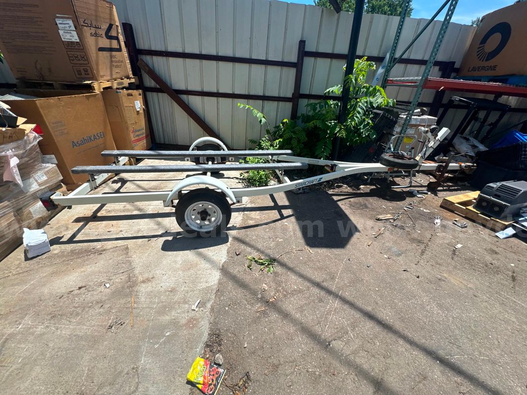 Escort 18' boat Trailer.