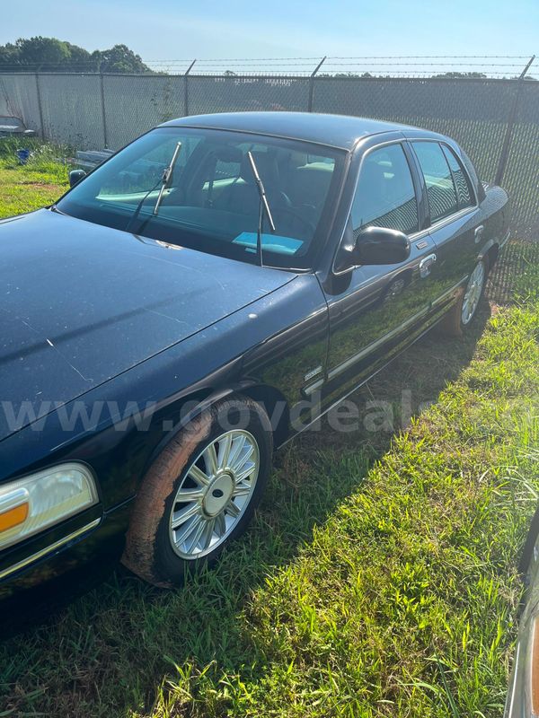 2010 Mercury Grand Marquis