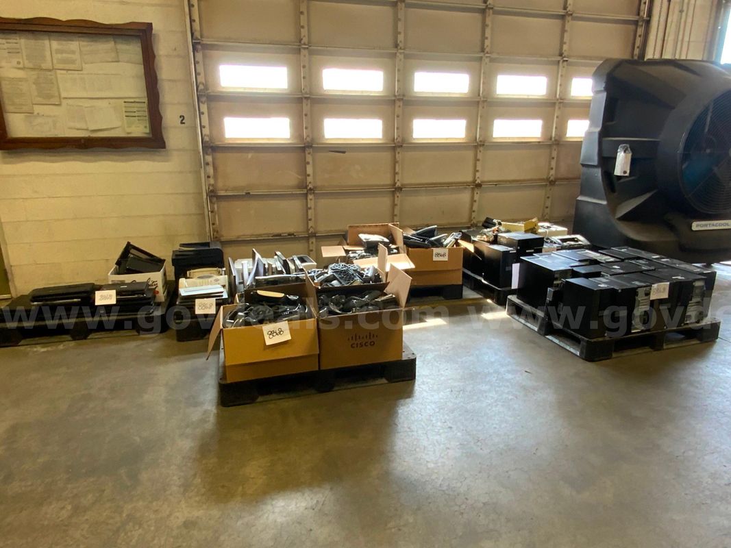 USED COMPUTER EQUIPMENT