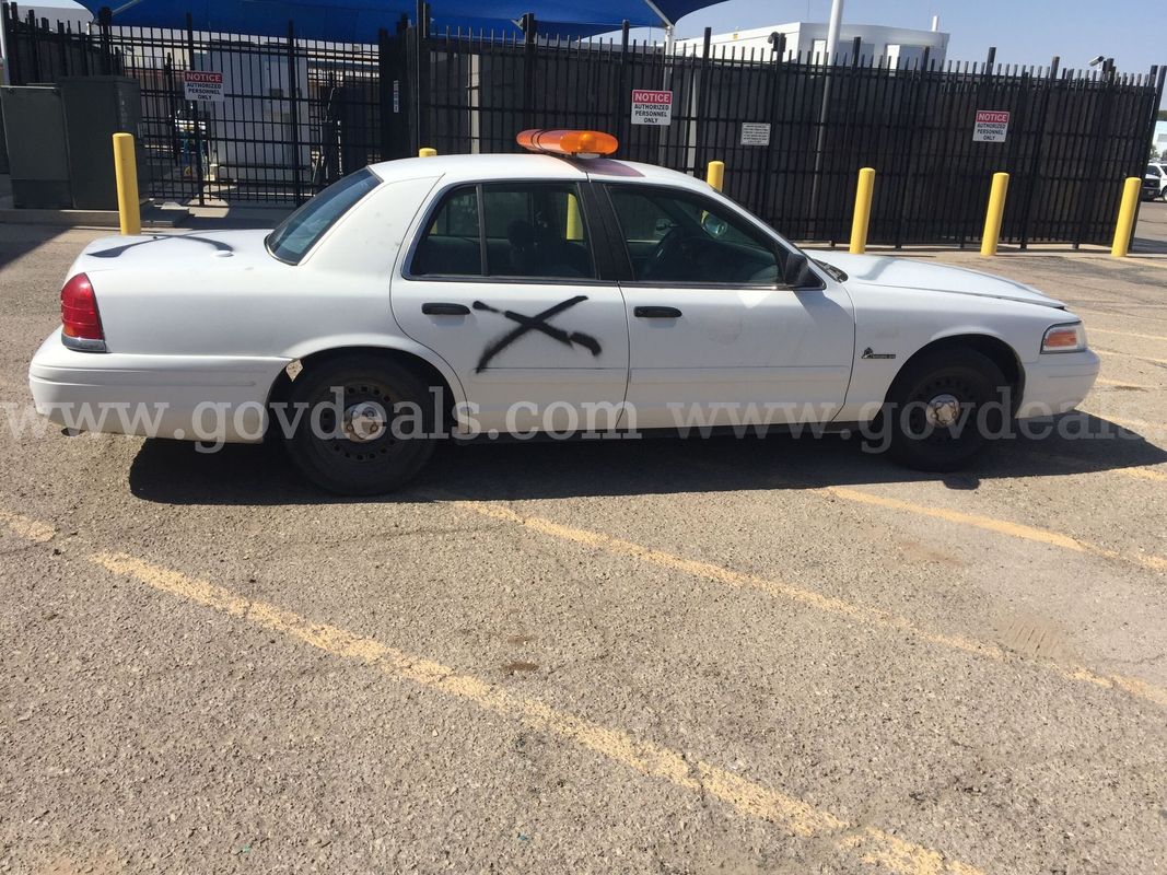 2001 Ford Crown Victoria