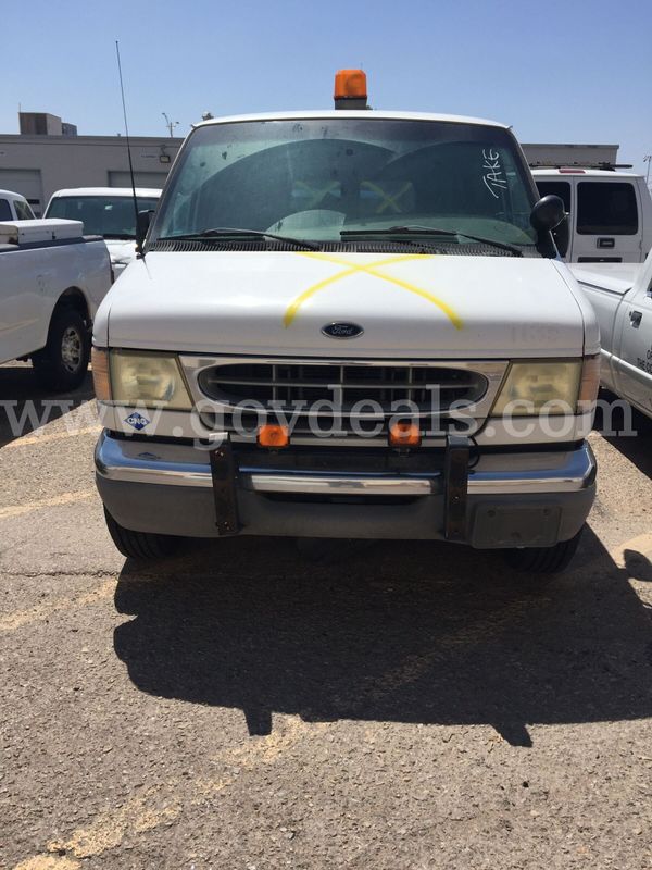 2001 Ford Econoline Wagon