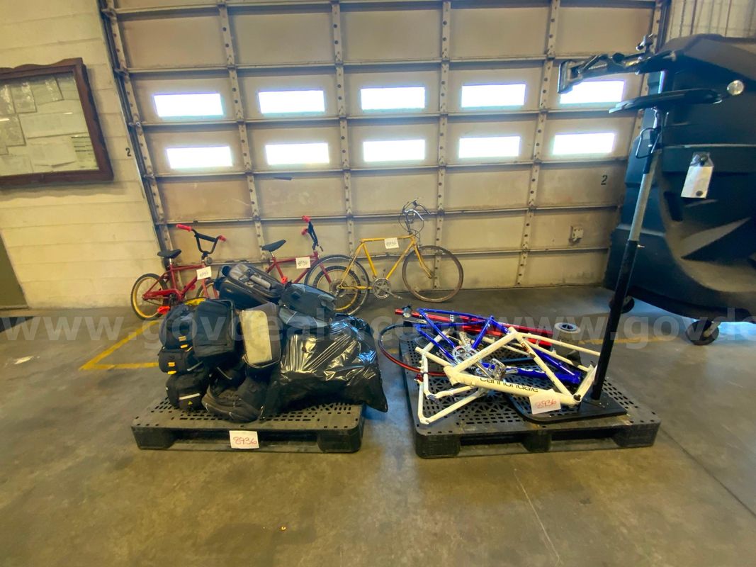 USED BIKES & BIKE EQUIPMENT