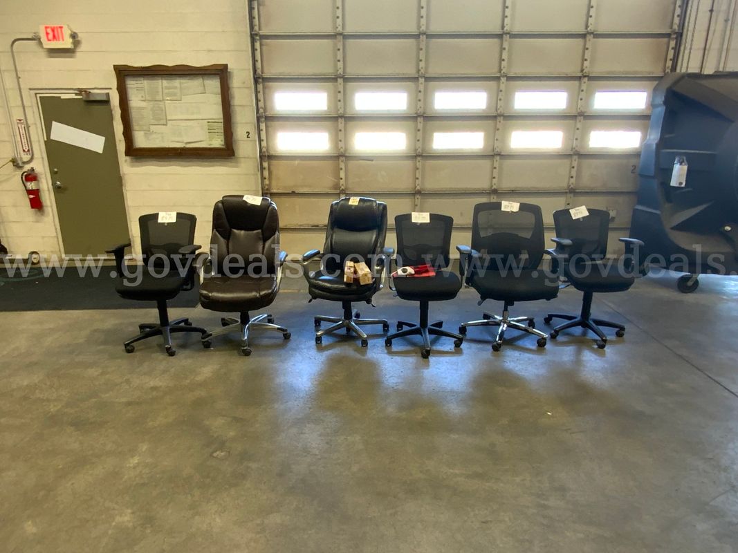 USED rolling chairs