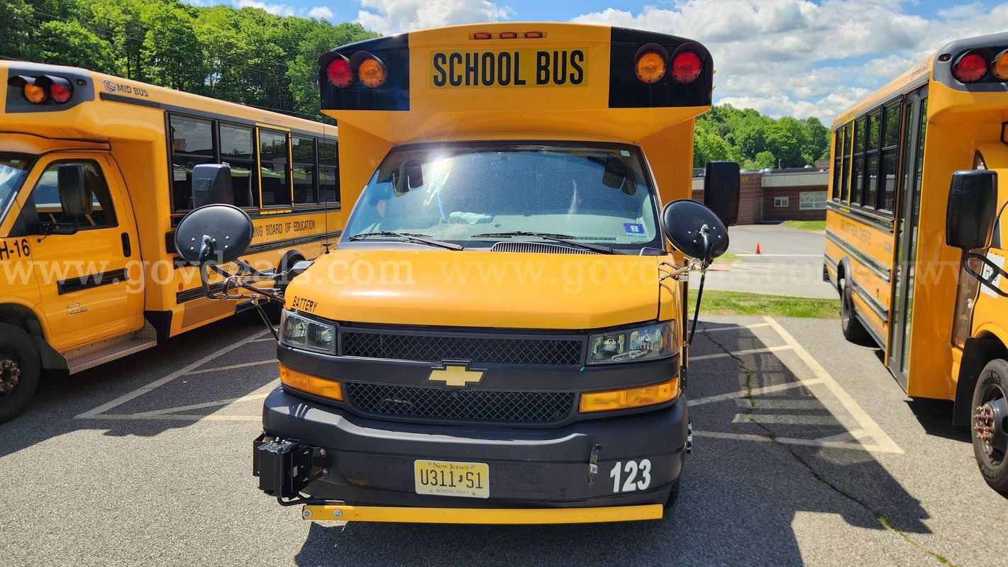 2021 Chevrolet Express G4500 159"
