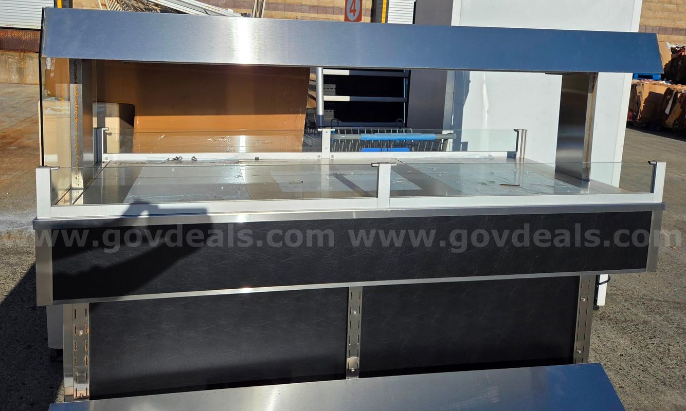 2025 Vollrath 9957635-5-00002 Hot Foods Heated Case