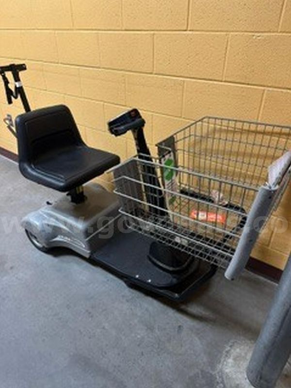 2020 Amigo Smart Shopper Motorized Handicap Cart.