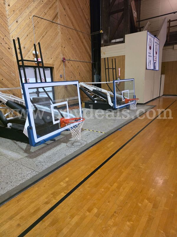 Hydra Rib 72" Basketball system