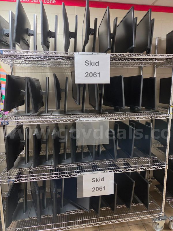 SCC26080008 - SKID 2061 DELL P2217H Monitors