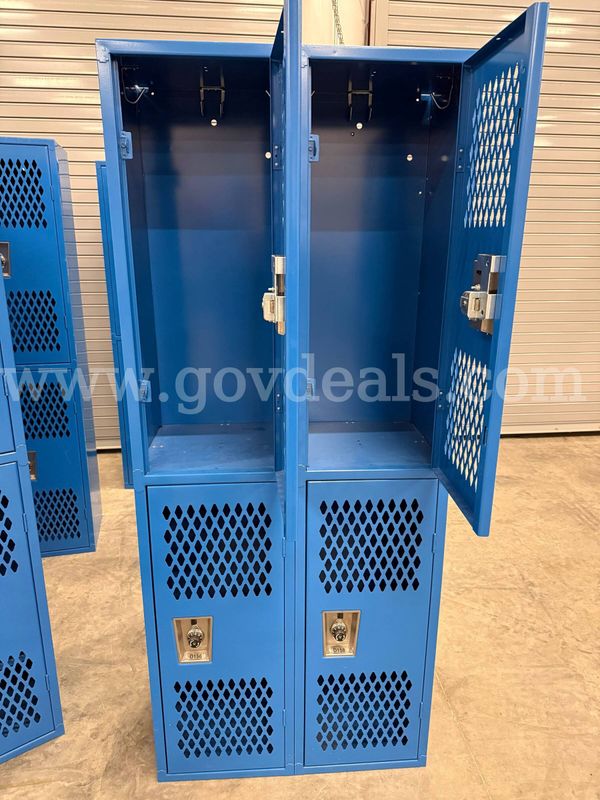 Set of Lockers - 4 Lockers