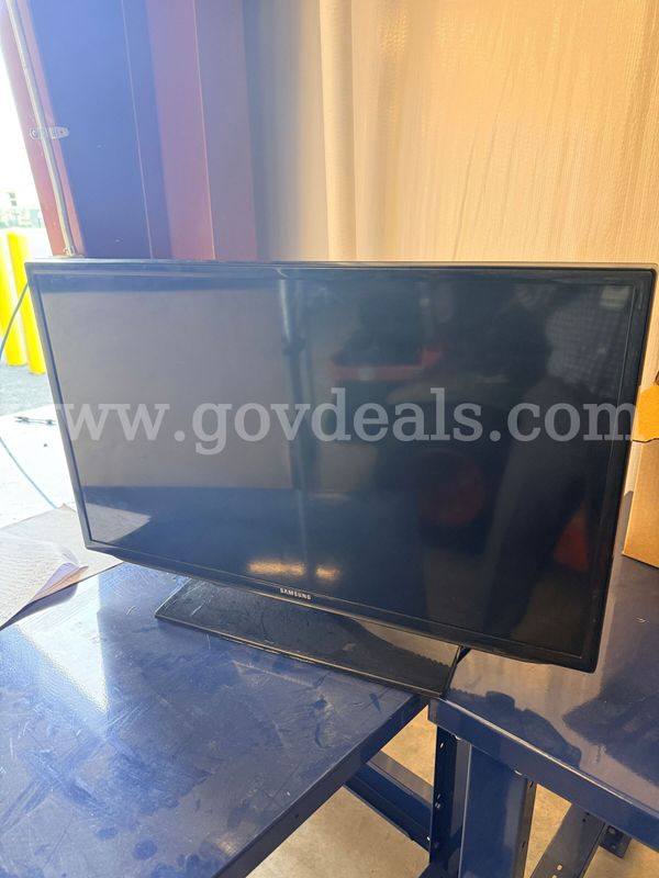Samsung 32 Inch LED TV