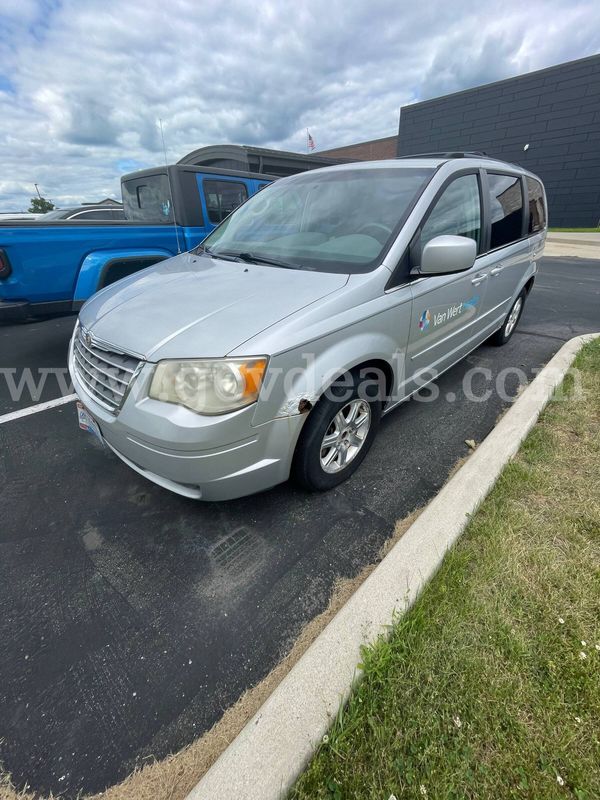 2008 Chrysler Town & Country