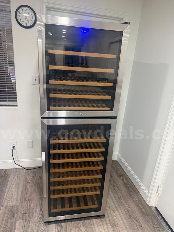 Lanbo LW162DD Wine Cooler