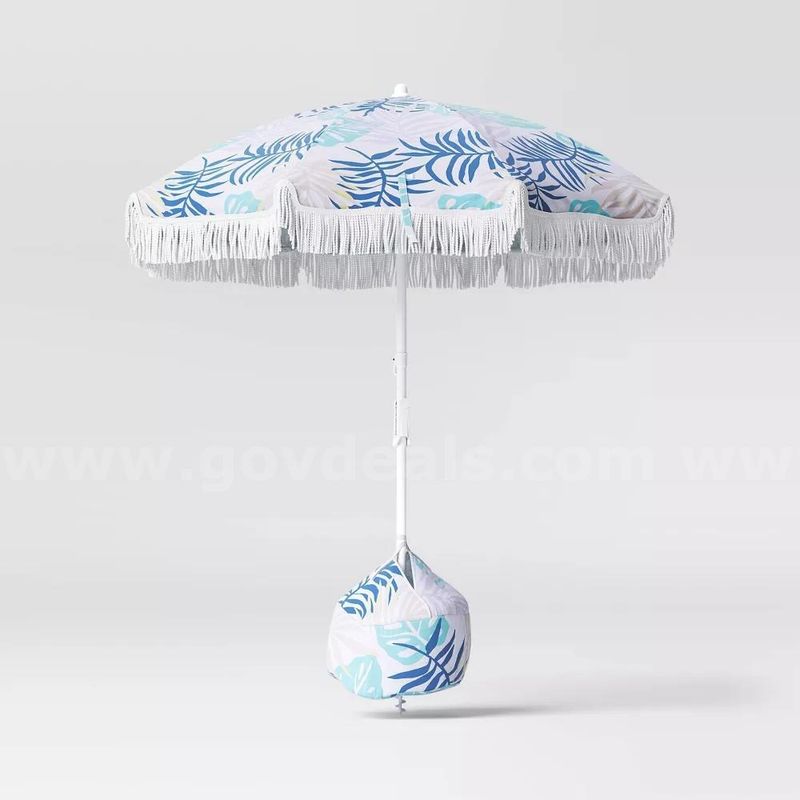 Brand New - 6' Outdoor Patio Beach Umbrella with Fringe - Shipping Available