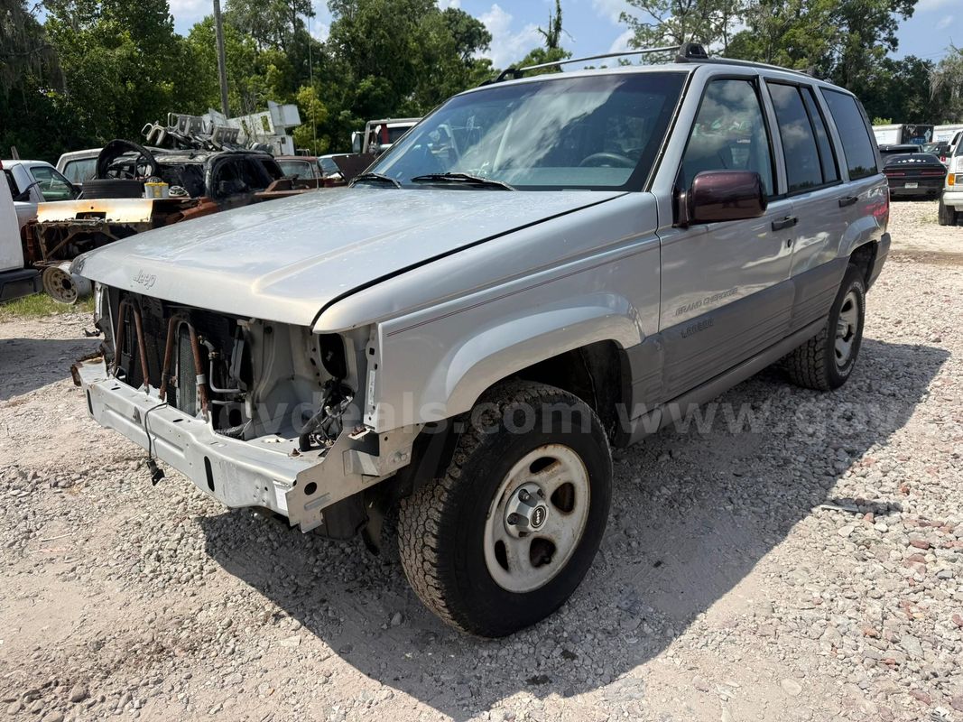 1997 Jeep Grand Cherokee Laredo 4WD