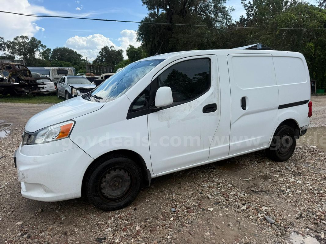 2017 Nissan NV200 SV