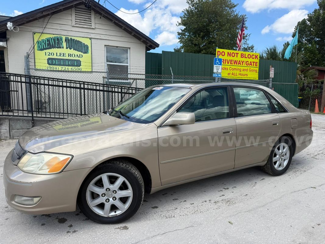 2000 Toyota Avalon XLS