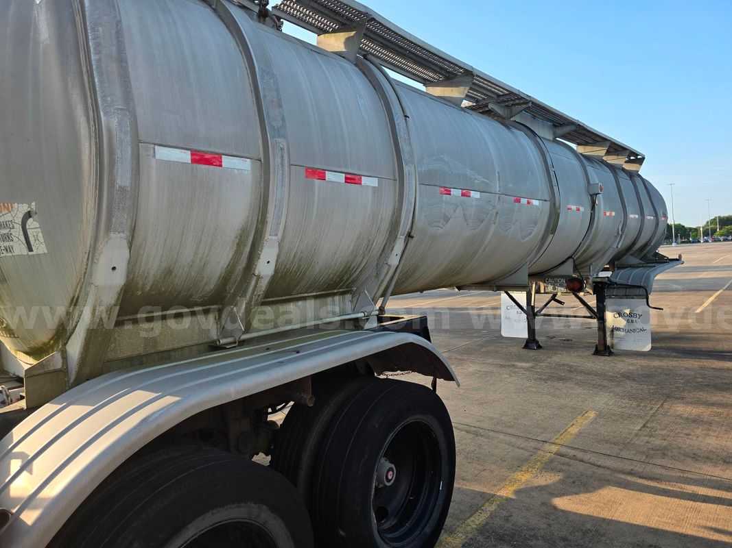 1976 Butler tank trailer