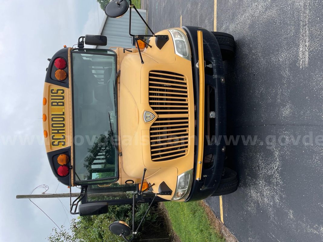 2008 International 72 passenger conventional school bus