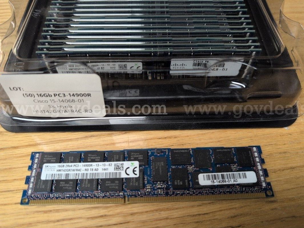 Lot of (30) 16GB PC3-14900R DDR3 ECC RDIMM SK Hynix HMT42GR7AFR4C-RD | Cisco 15-14068-01