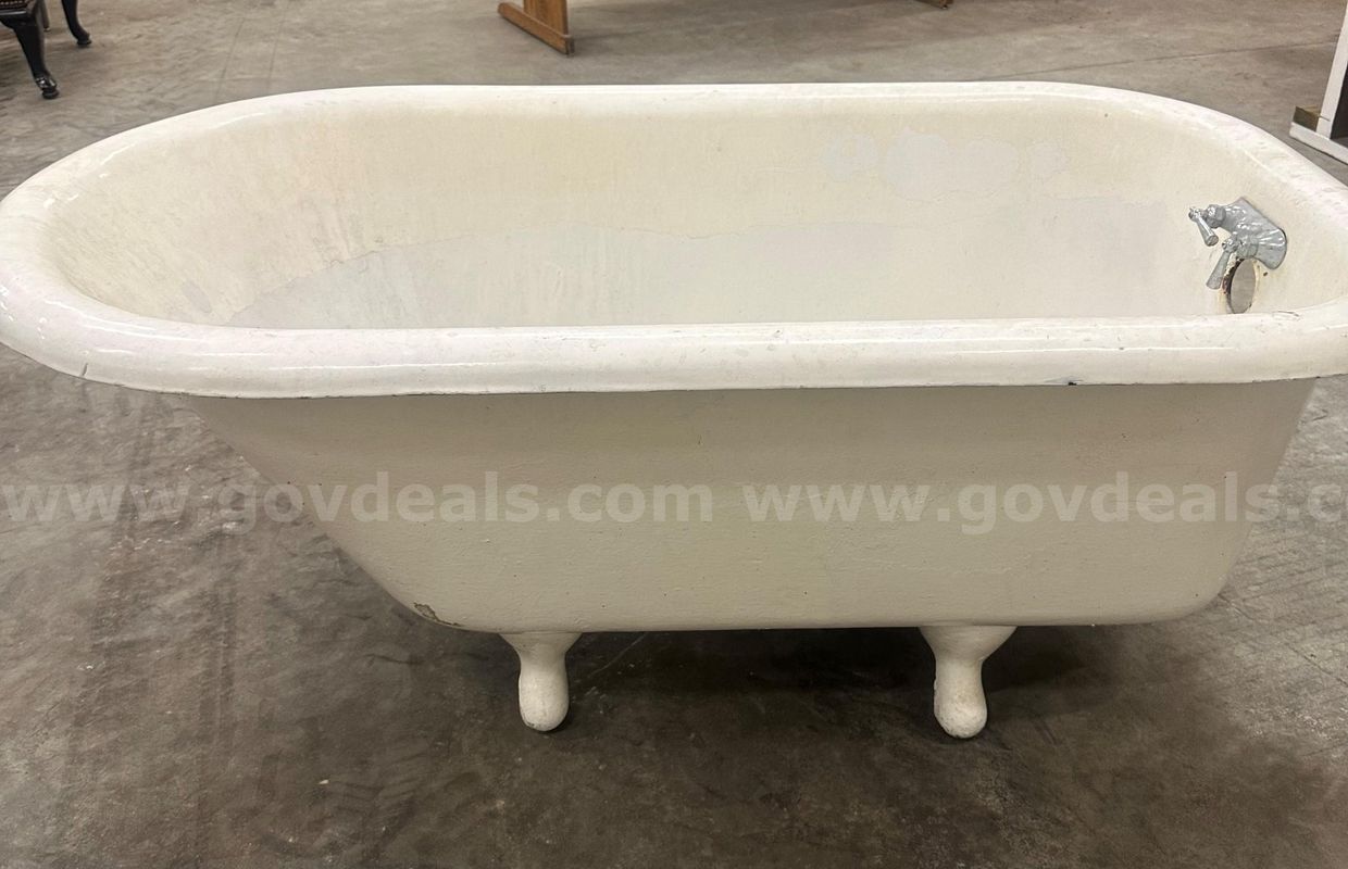 Cast Iron Clawfoot Bathtub