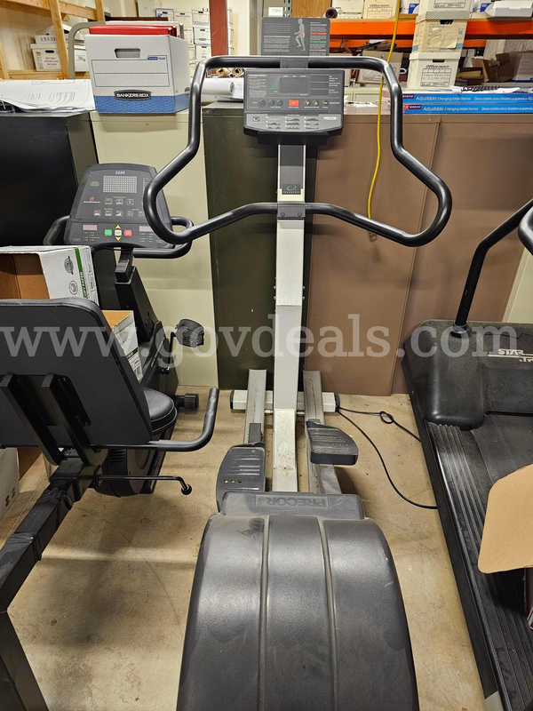 Precor Elliptical Machine – Working Condition Unknown