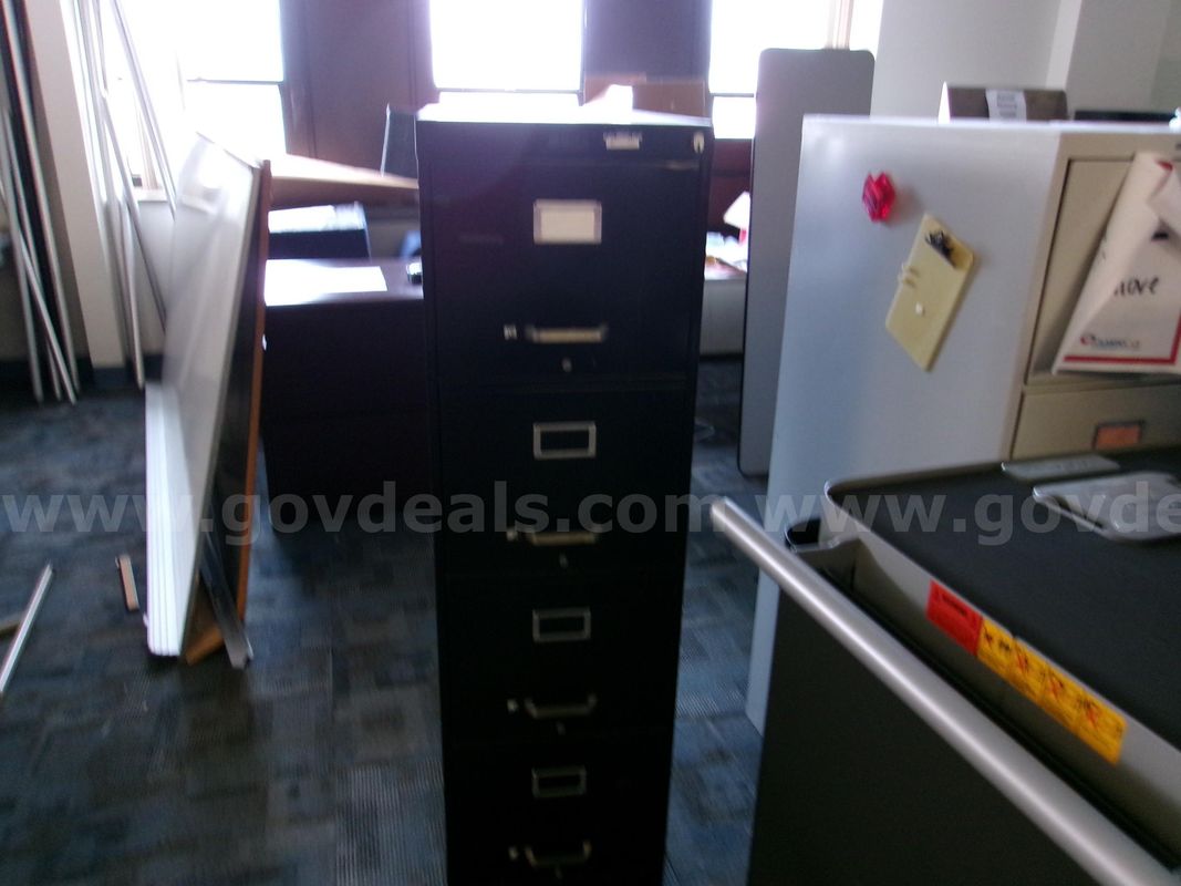 File cabinet 4-drawer