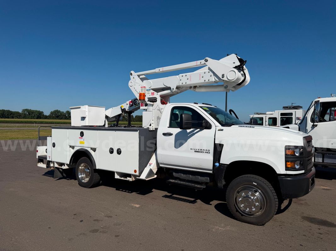 2020 Chevrolet Silverado 6500hd 4x4 Palfinger Eti Bucket Boom