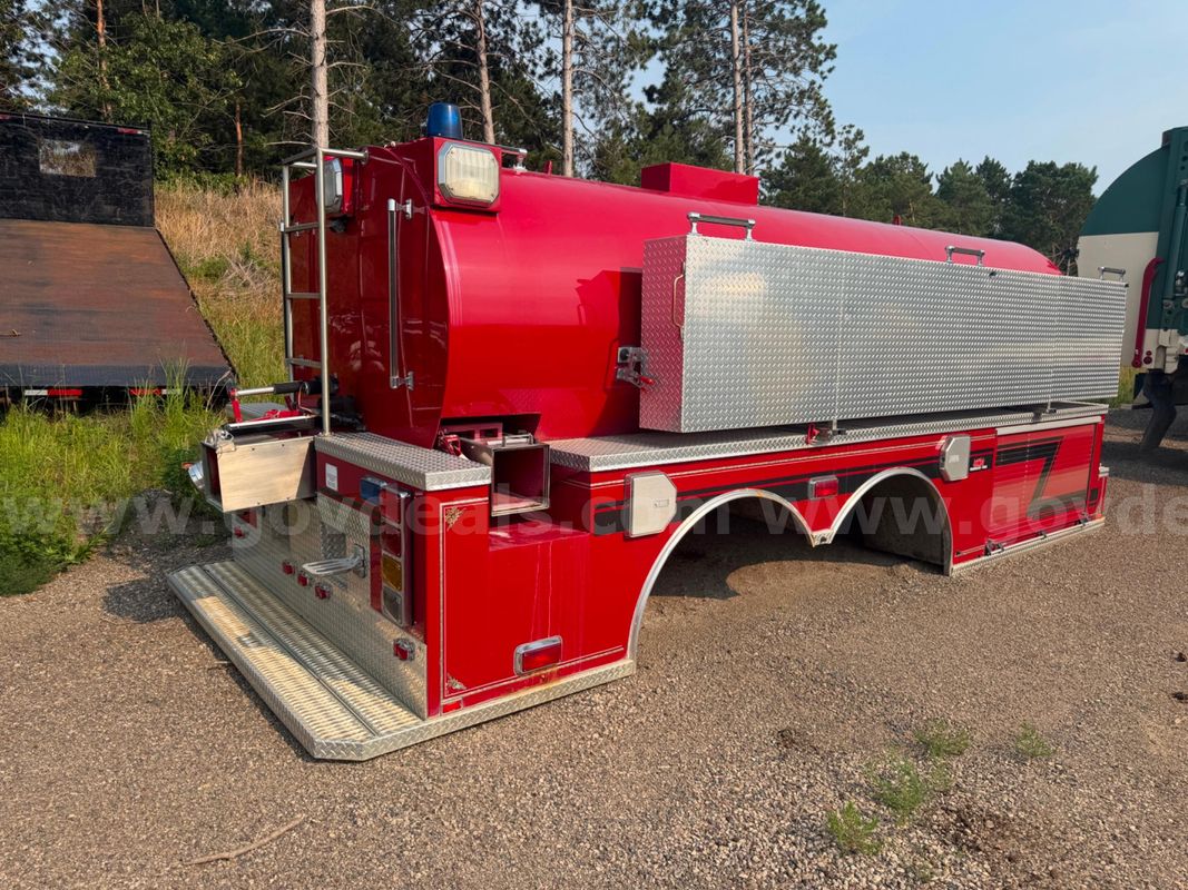 MIDWEST FIRE TANKER FIRE TRUCK BODY