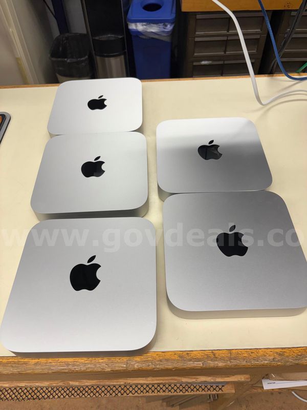 Lot of 5 Mac Mini's