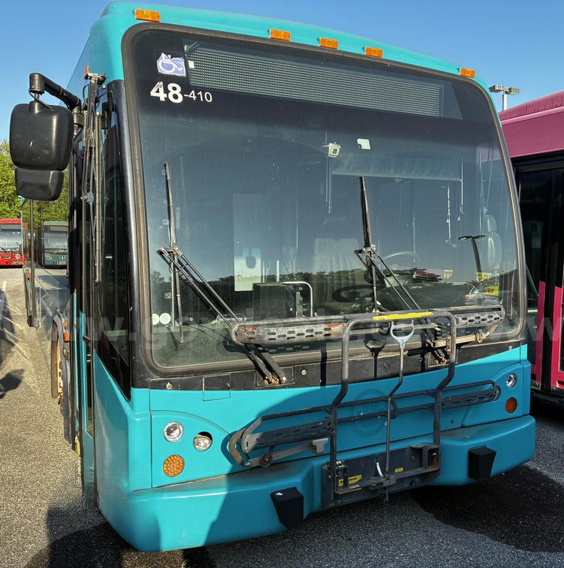 2010 40' Gillig Low Floor Diesel Bus
