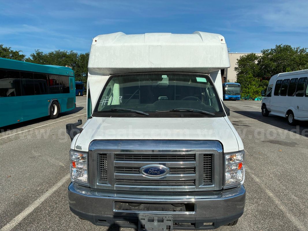 2016 Ford Econoline Cutaway WCL Equipped