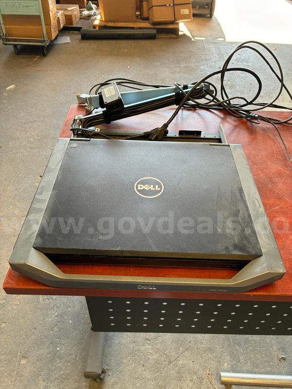 LOT of TWO Dell KVM 4322 DS rack-mountable Remote Console Switch