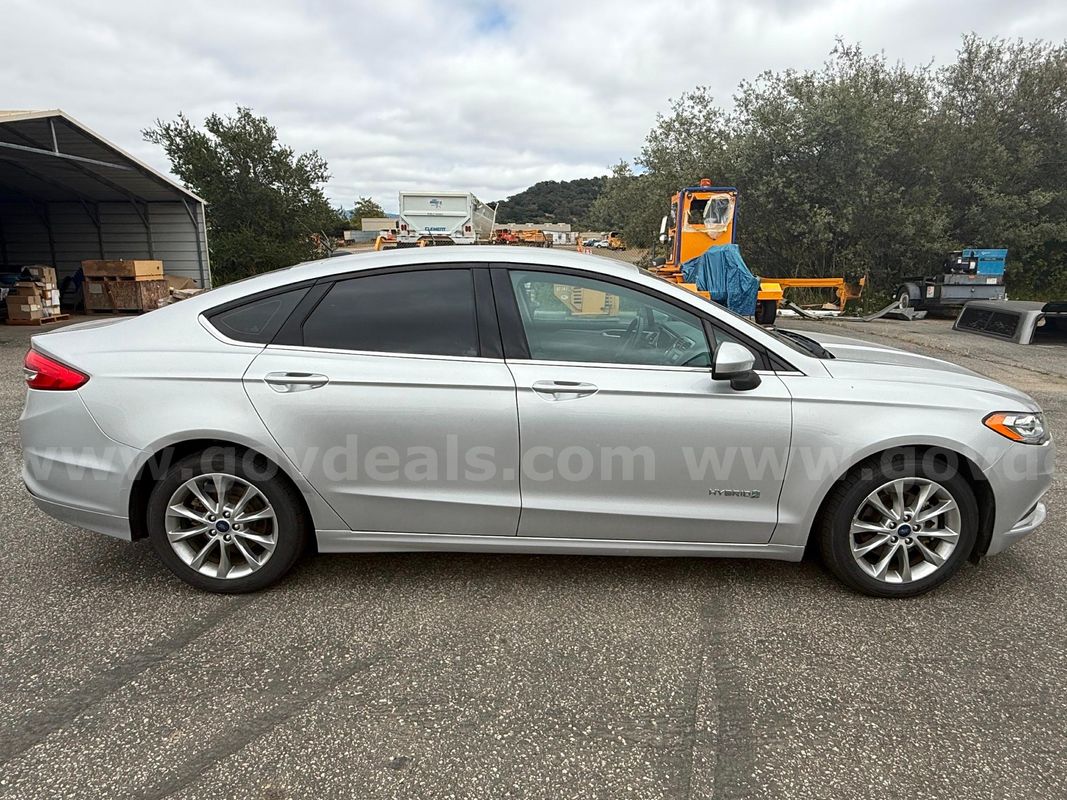 2017 Ford Fusion Hybrid
