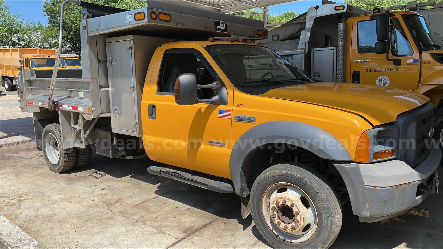2005 Ford F-450 SD