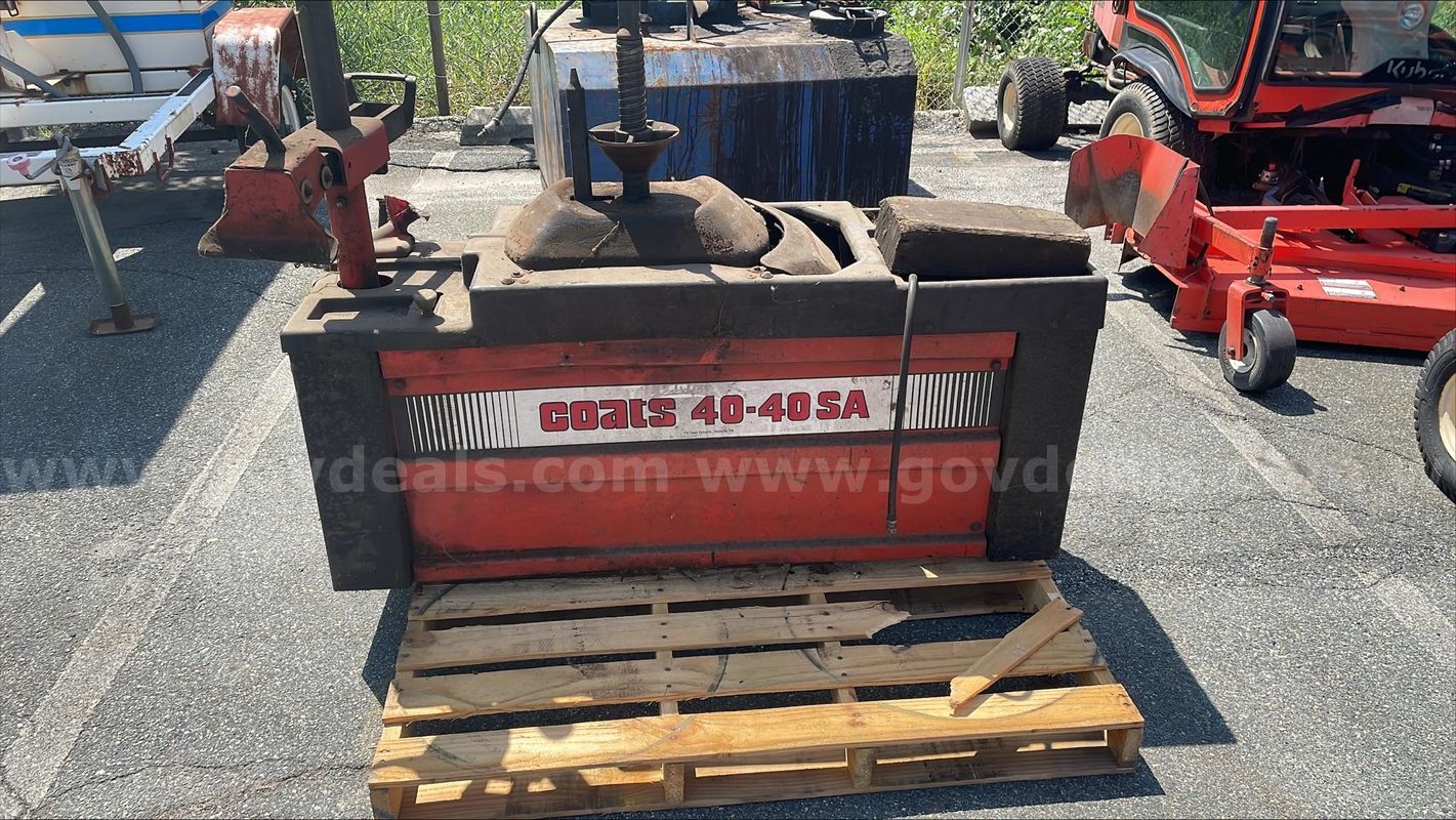 Coats Tire Machine