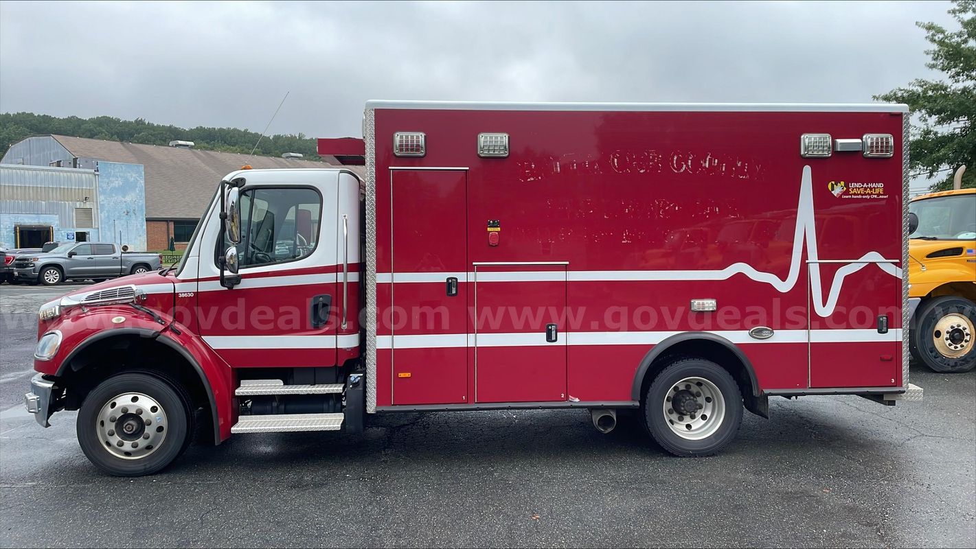 2018 Freightliner M2