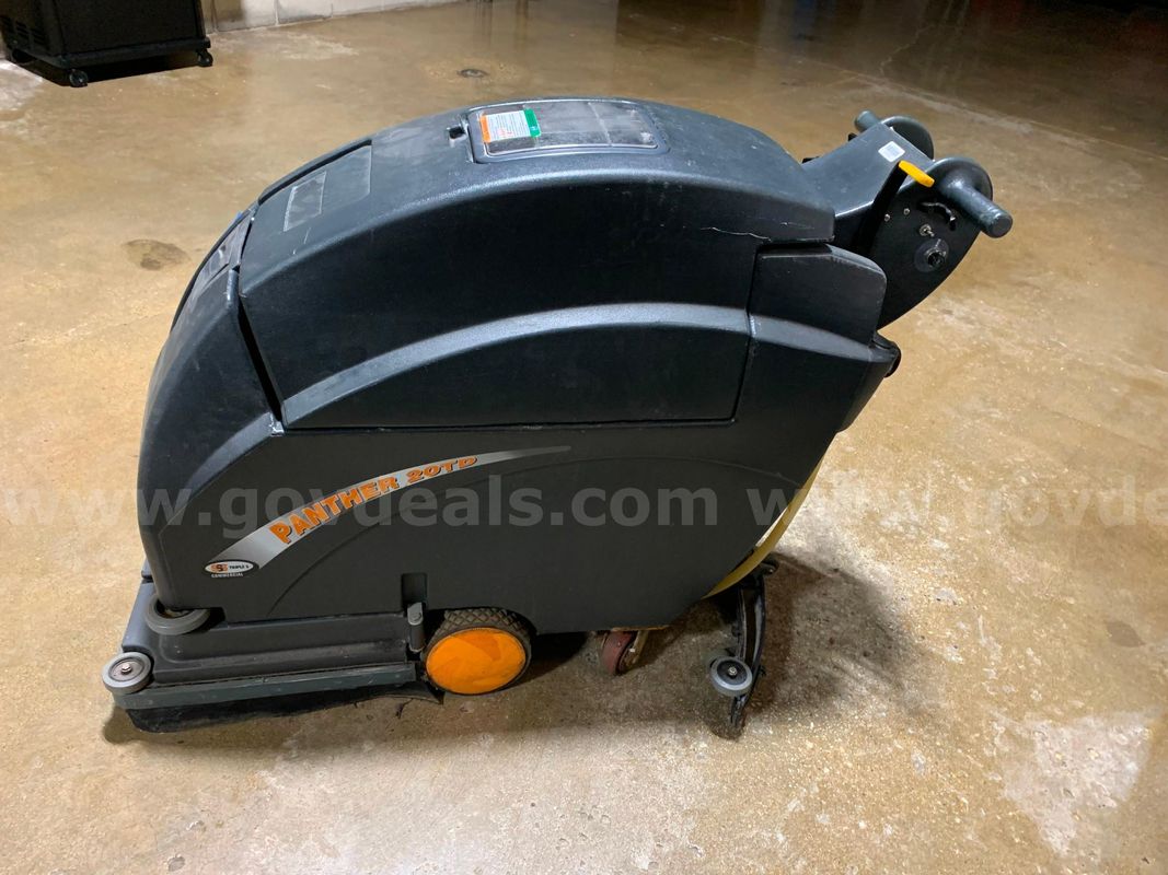 Triple S Panther 20TD floor scrubber