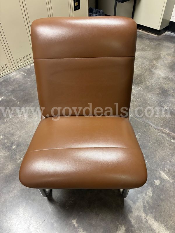 Lot of 4 chairs