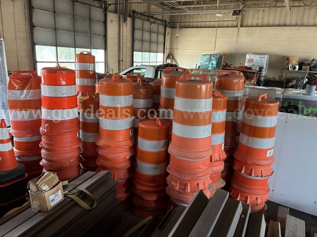 Traffic Barrels (lot of 80)