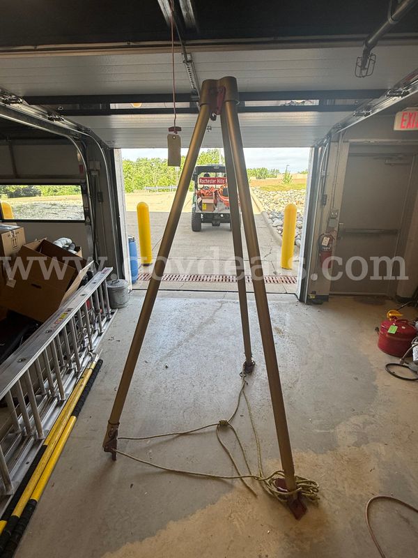 Confined Space Tripod by Smith Safety Products
