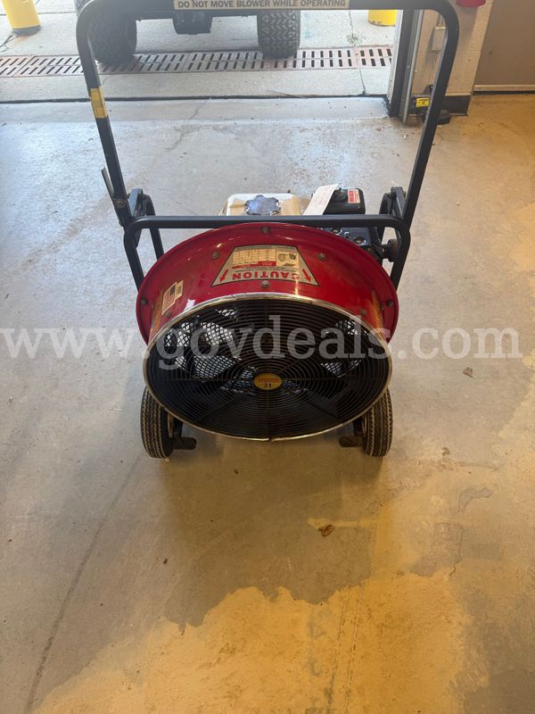 Tempest Gas PPV Ventilation Fan Blower with Honda GX Series Gas Engine (lot 1)