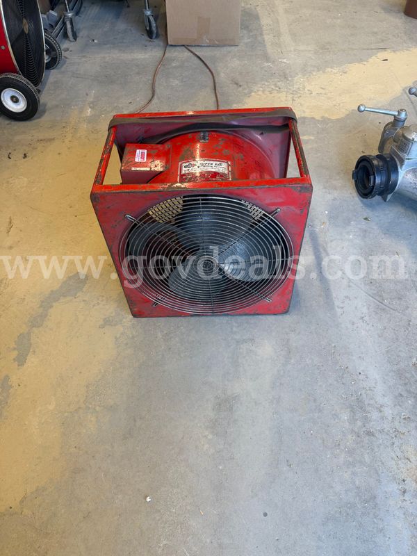 Super Vac Electric PPV fan with Door Bar Hanger Mount